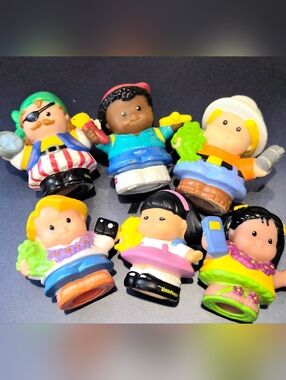 Lot Of 6 "Little People" Figures Fisher-Price. Pre-Owned Good Condition.